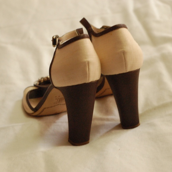Celine Beige Brown Open Toe Heels Sandals Size 38 - Picture 3 of 8